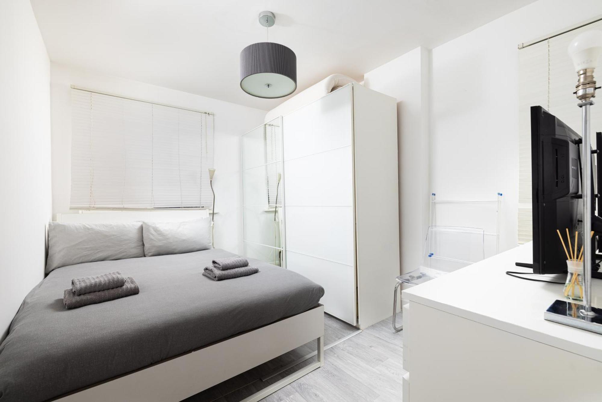One Bedroom Apartment Opposite Brent Cross Station London Kültér fotó
